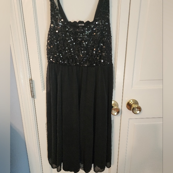 Stunning Apt 9 Beaded Sparkly Top Black Party Dress Medium‎ Trendy Timeless - Picture 14 of 16